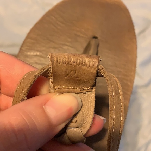 Rainbow braided sandal size XL - Picture 3 of 3